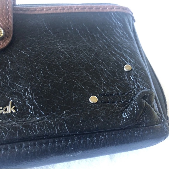 The Sak Iris Wallet Black Leather Smartphone Carryall No strap - Picture 15 of 16